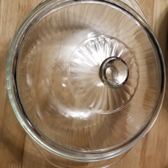 vintage Pyrex Clear casserole dish - Picture 4 of 5